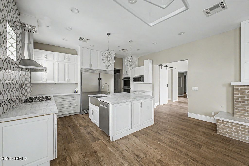 Image 7 of property listing at 7309 E ROVEY Avenue, Scottsdale, AZ 85250