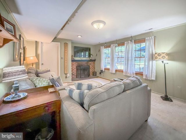 385 SALY RD, Yardley, PA 19067