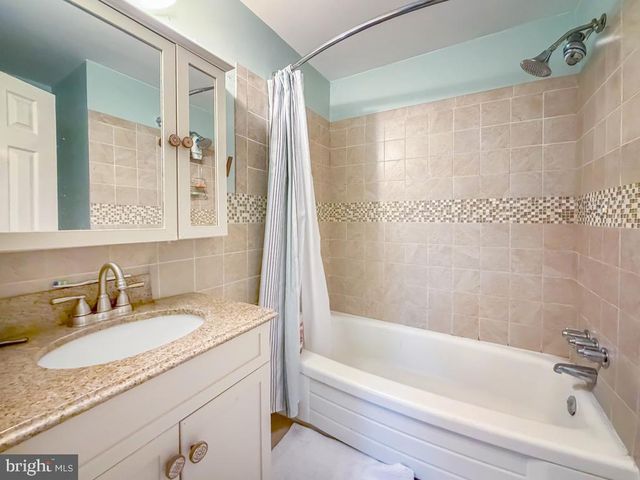 385 SALY RD, Yardley, PA 19067