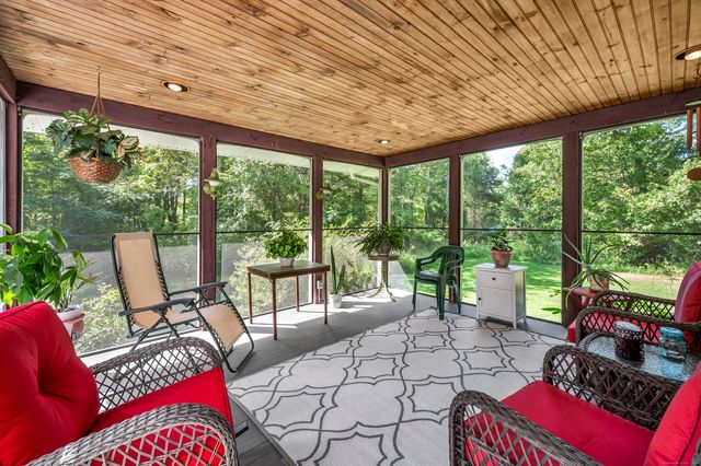 69 Northford Road, Wallingford, CT 06492