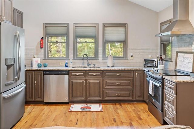 253 Zenith Trail, Ellijay, GA 30540