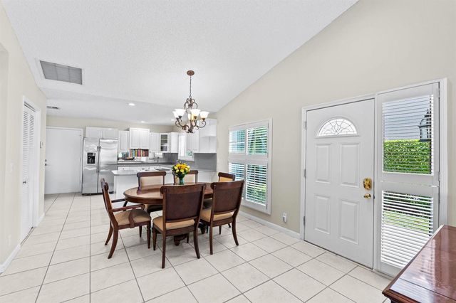 9722 Erica Court, Boca Raton, FL 33496