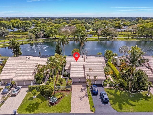 9722 Erica Court, Boca Raton, FL 33496