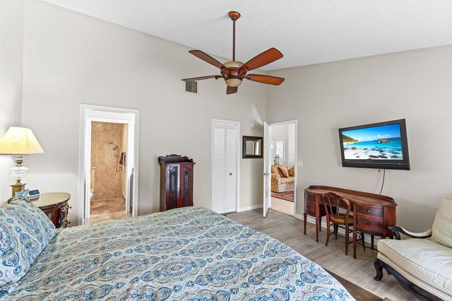 9722 Erica Court, Boca Raton, FL 33496