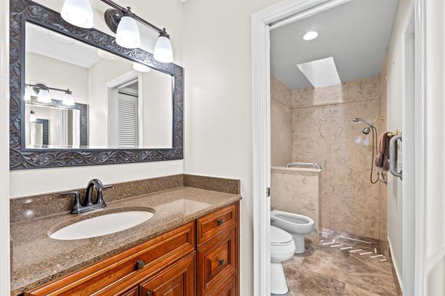 9722 Erica Court, Boca Raton, FL 33496