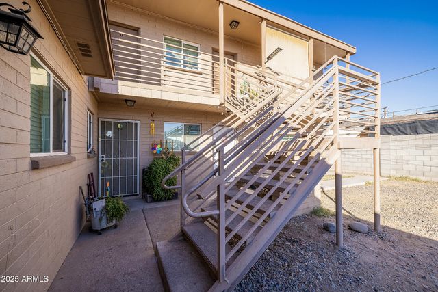 6324 W MARYLAND Avenue, Glendale, AZ 85301