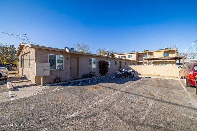 6324 W MARYLAND Avenue, Glendale, AZ 85301