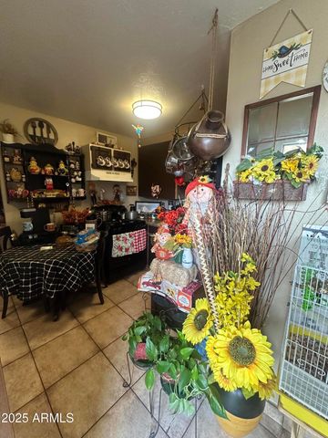 6324 W MARYLAND Avenue, Glendale, AZ 85301