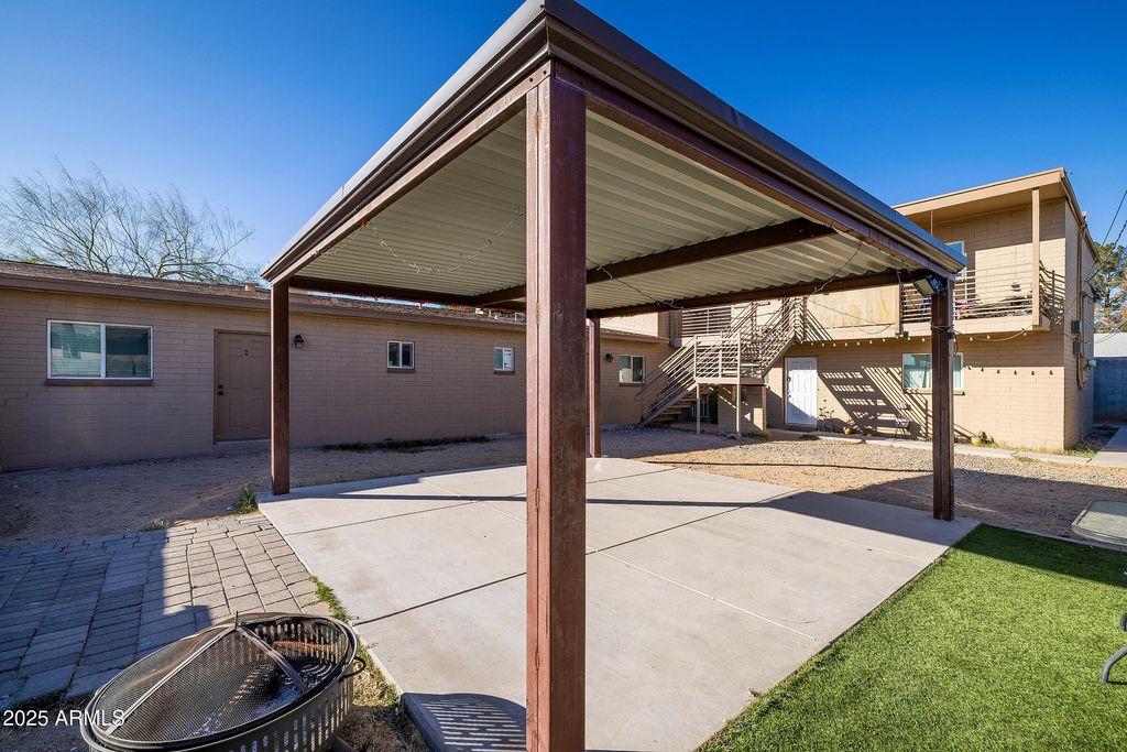 6324 W MARYLAND Avenue, Glendale, AZ 85301