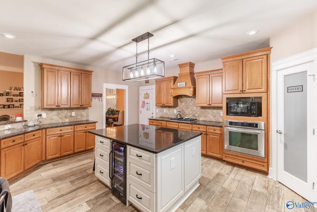 15 Walnut Cove Boulevard, Huntsville, AL 35824