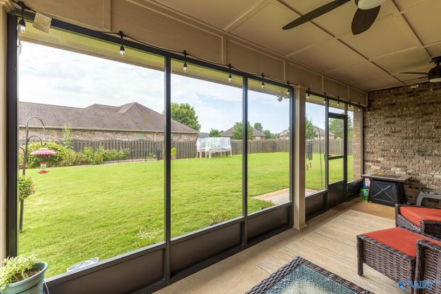 15 Walnut Cove Boulevard, Huntsville, AL 35824