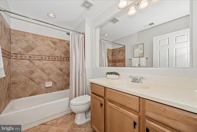 3158 HEARTLEAF LN, Waldorf, MD 20603