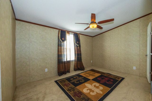 199 Myrtle Dr, Lockport, LA 70374