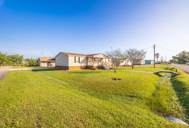 199 Myrtle Dr, Lockport, LA 70374