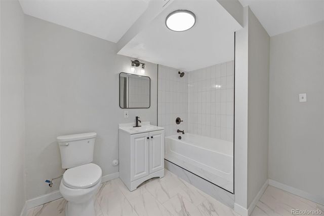 2355 W Hillside Avenue, Englewood, CO 80110