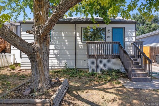 2355 W Hillside Avenue, Englewood, CO 80110