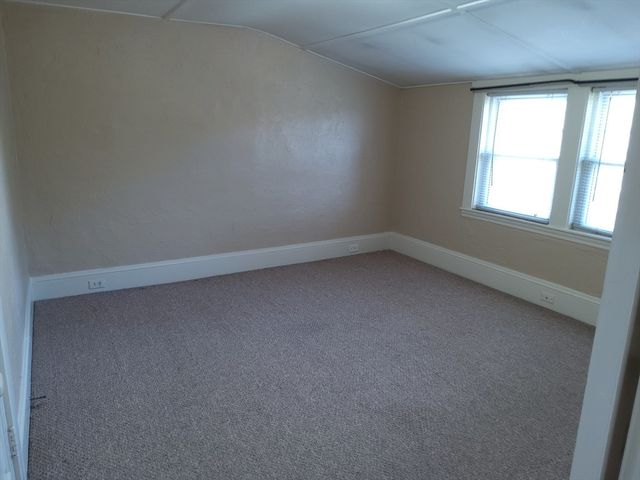 32-34 Elm St, Shrewsbury, MA 01545
