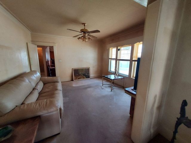 32-34 Elm St, Shrewsbury, MA 01545