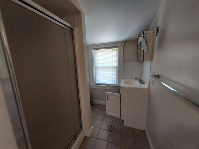 32-34 Elm St, Shrewsbury, MA 01545