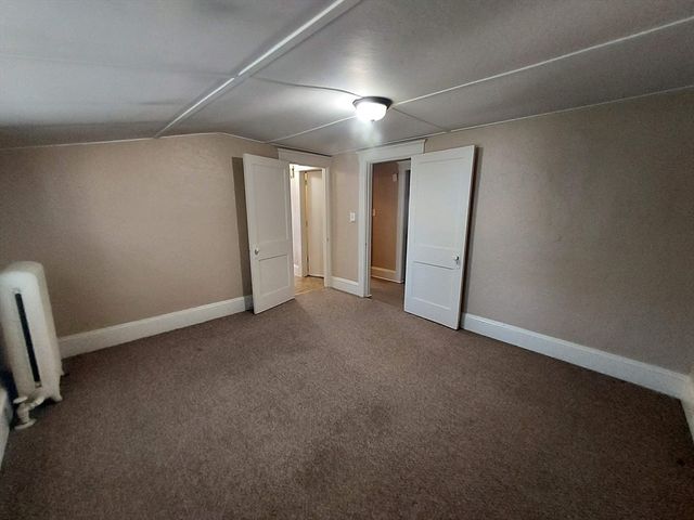 32-34 Elm St, Shrewsbury, MA 01545