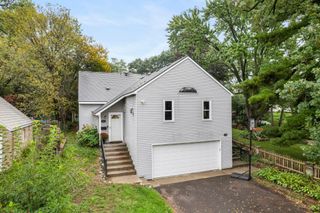 1464 Victoria Street N, Saint Paul, MN 55117