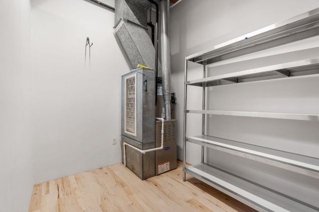 21 Wormwood St 623, Boston, MA 02210