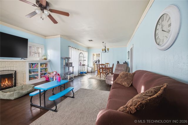 621 E Seminole Avenue, Mcalester, OK 74501