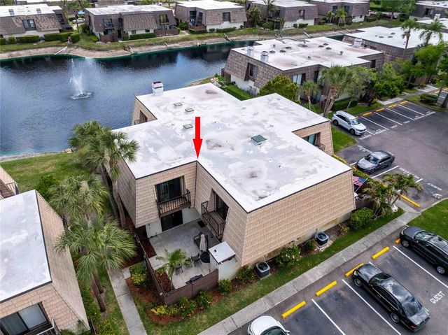 15307 W POND WOODS DRIVE 301, Tampa, FL 33618