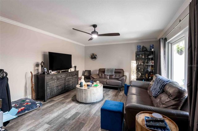 15307 W POND WOODS DRIVE 301, Tampa, FL 33618