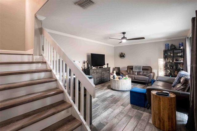 15307 W POND WOODS DRIVE 301, Tampa, FL 33618