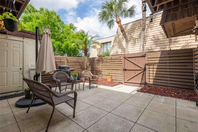 15307 W POND WOODS DRIVE 301, Tampa, FL 33618