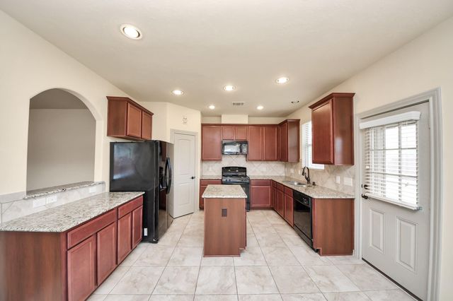1902 Argos Drive, Missouri City, TX 77459