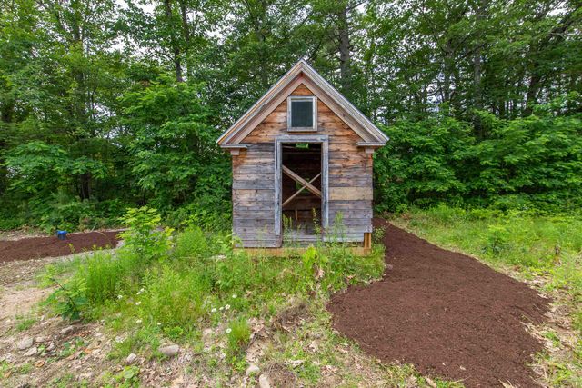 13 Mill Road, Tamworth, NH 03883