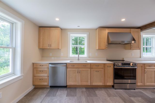 13 Mill Road, Tamworth, NH 03883