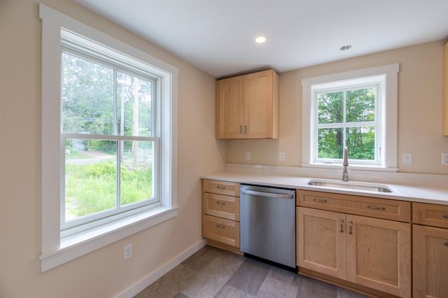 13 Mill Road, Tamworth, NH 03883