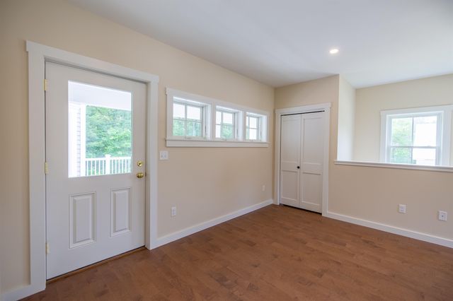 13 Mill Road, Tamworth, NH 03883