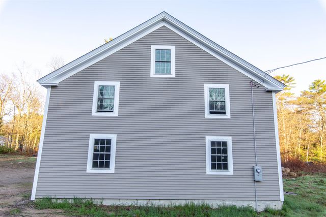 13 Mill Road, Tamworth, NH 03883