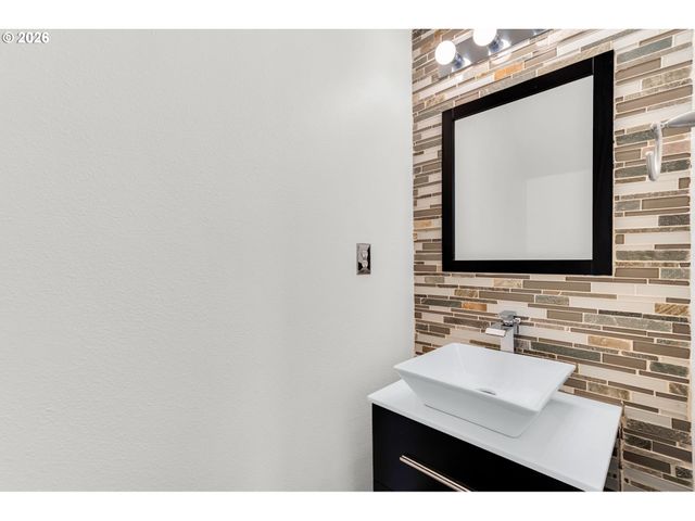 7246 Ne SHALEEN St, Hillsboro, OR 97124