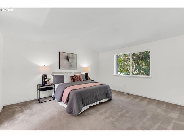 7246 Ne SHALEEN St, Hillsboro, OR 97124