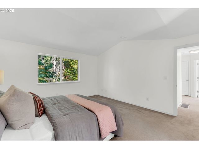 7246 Ne SHALEEN St, Hillsboro, OR 97124