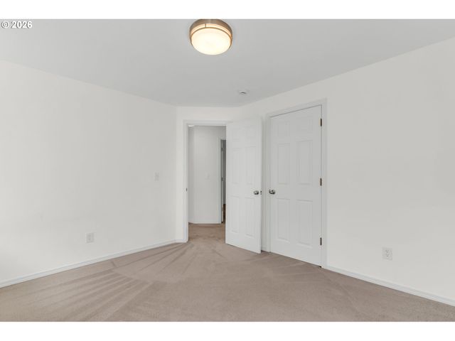 7246 Ne SHALEEN St, Hillsboro, OR 97124