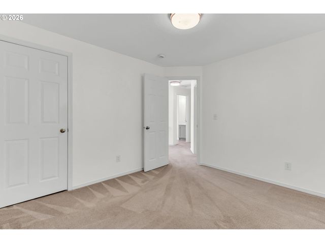 7246 Ne SHALEEN St, Hillsboro, OR 97124