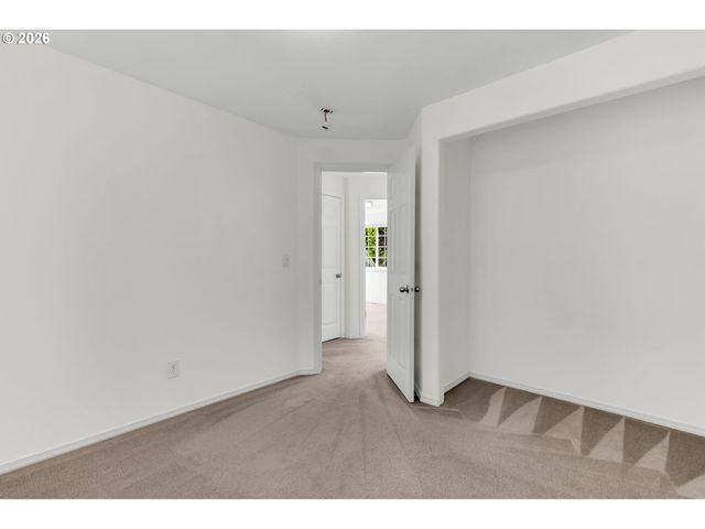 7246 Ne SHALEEN St, Hillsboro, OR 97124