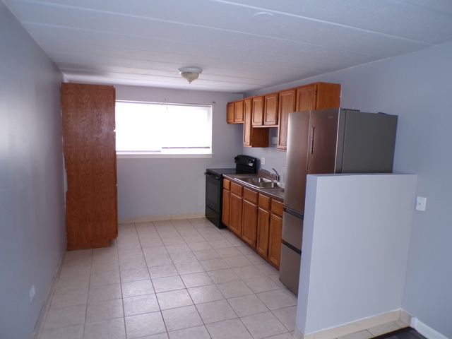 12548 Fairview Avenue 2B, Blue Island, IL 60406