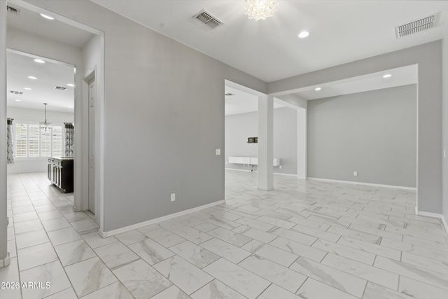 1083 E HOLLAND PARK Drive, Gilbert, AZ 85297