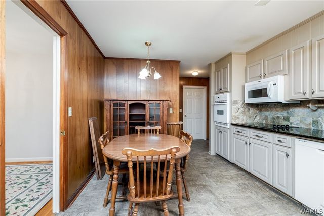 319 24th E, Tuscaloosa, AL 35401