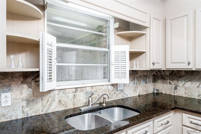 319 24th E, Tuscaloosa, AL 35401