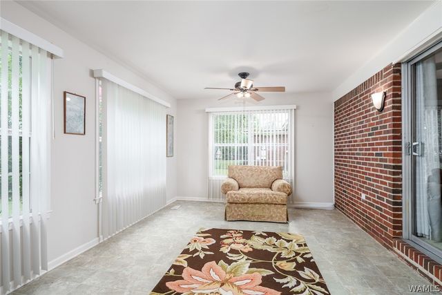 319 24th E, Tuscaloosa, AL 35401
