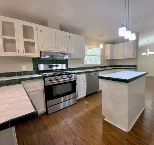 1301 Lipan TRL, Austin, TX 78733