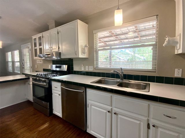 1301 Lipan TRL, Austin, TX 78733